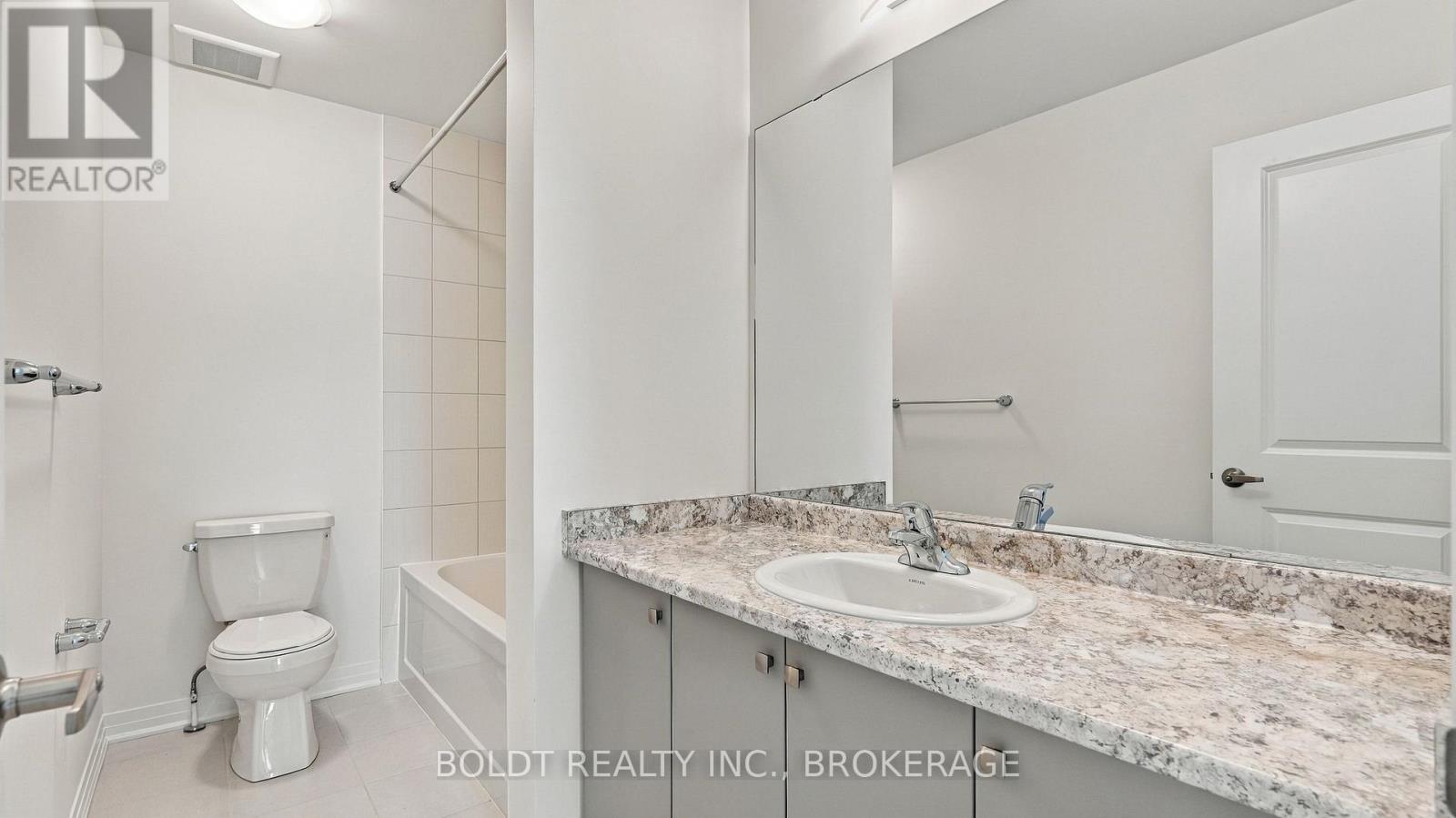 11 Derose Avenue — photo 36