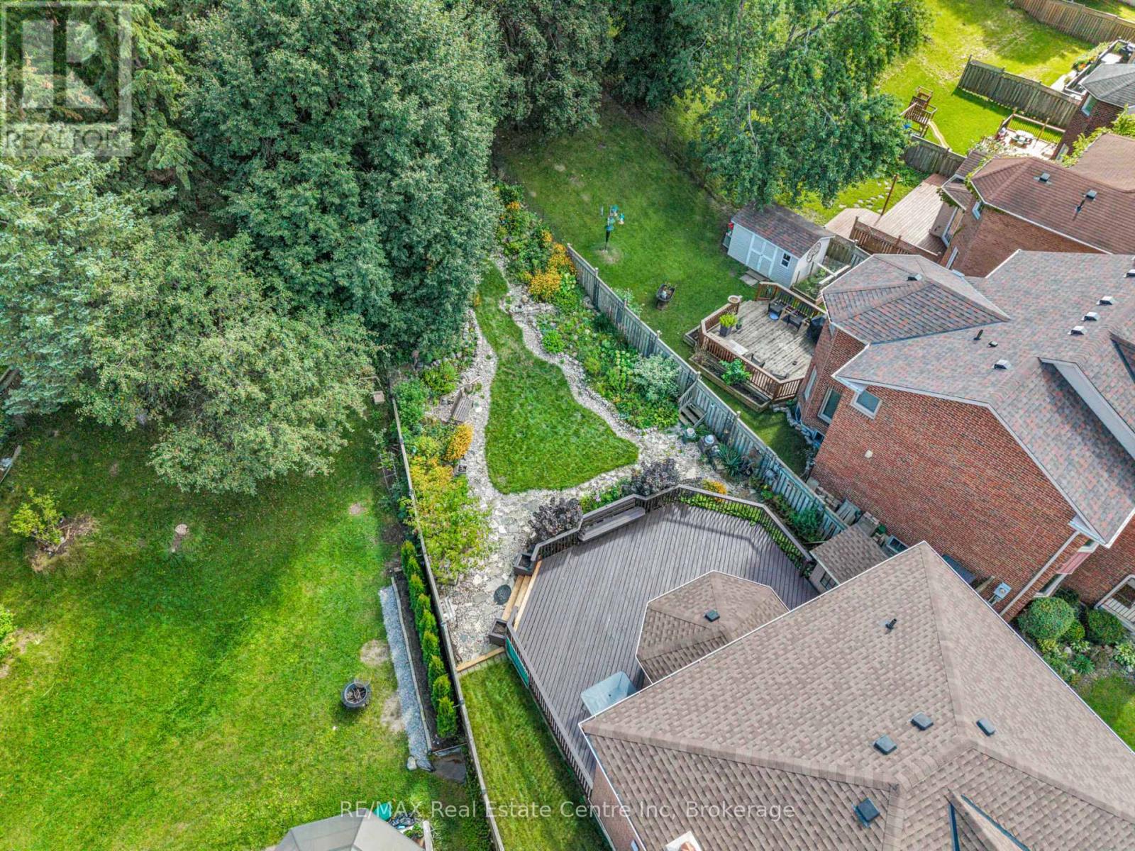 53 MEEKINGS DRIVE - Image 36
