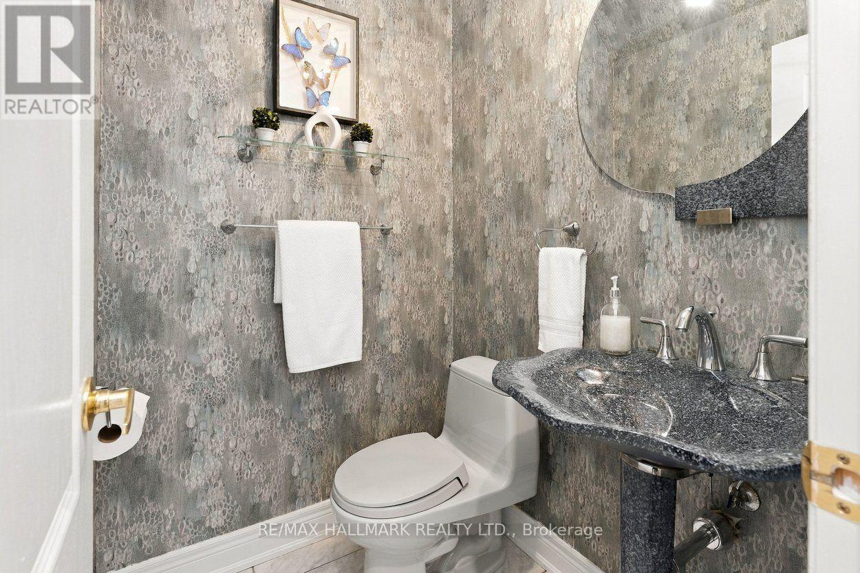 53 FAIRCHILD AVENUE - 12