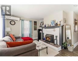 6689 Highway 3 Highway, Western Shore, NS B0J3M0 Photo 18