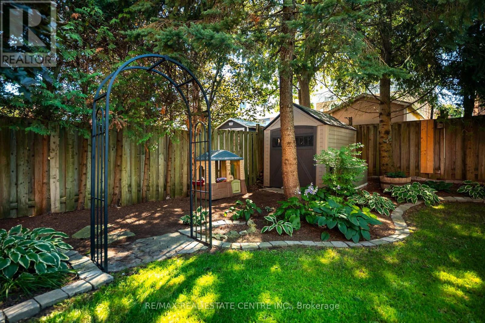 128 ELAINE DRIVE - Image 34