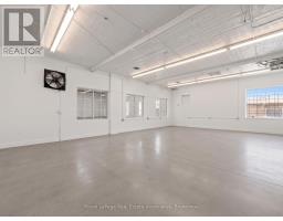 1597 Queen Street E, Toronto, ON M4L1E5 Photo 11