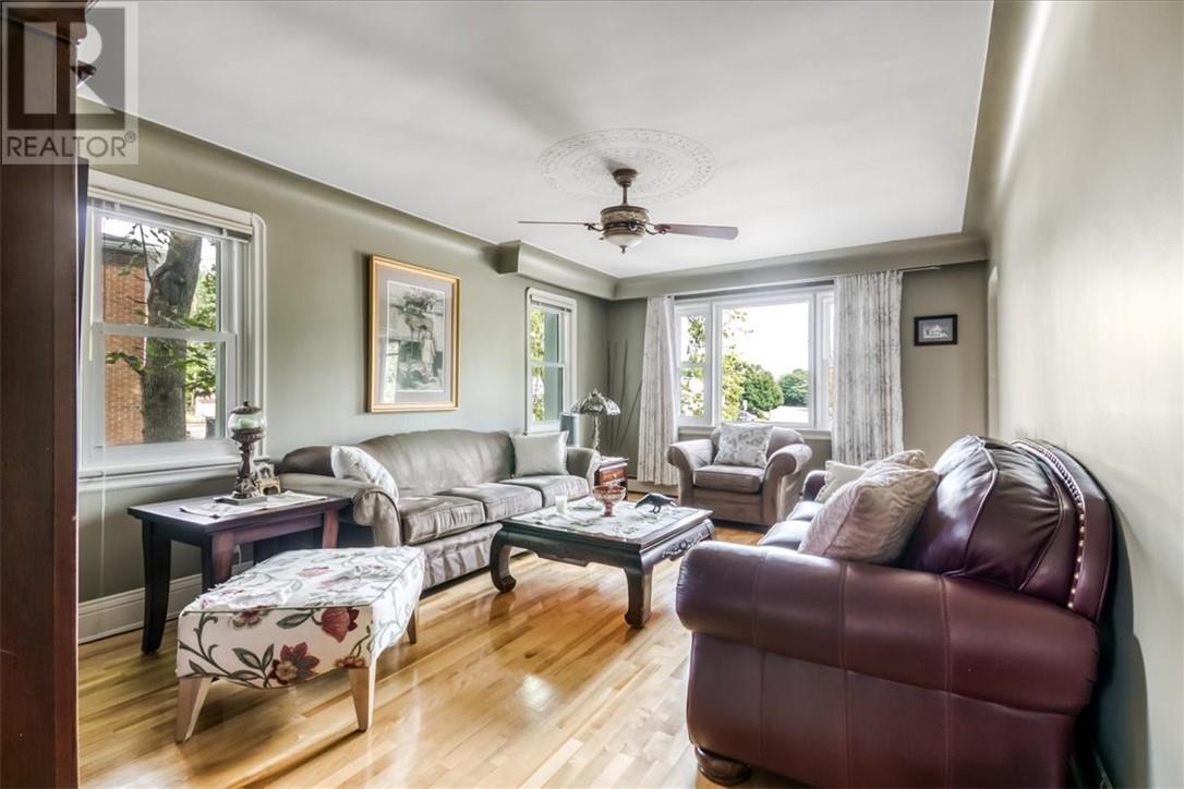 193 Rudd Street - 3