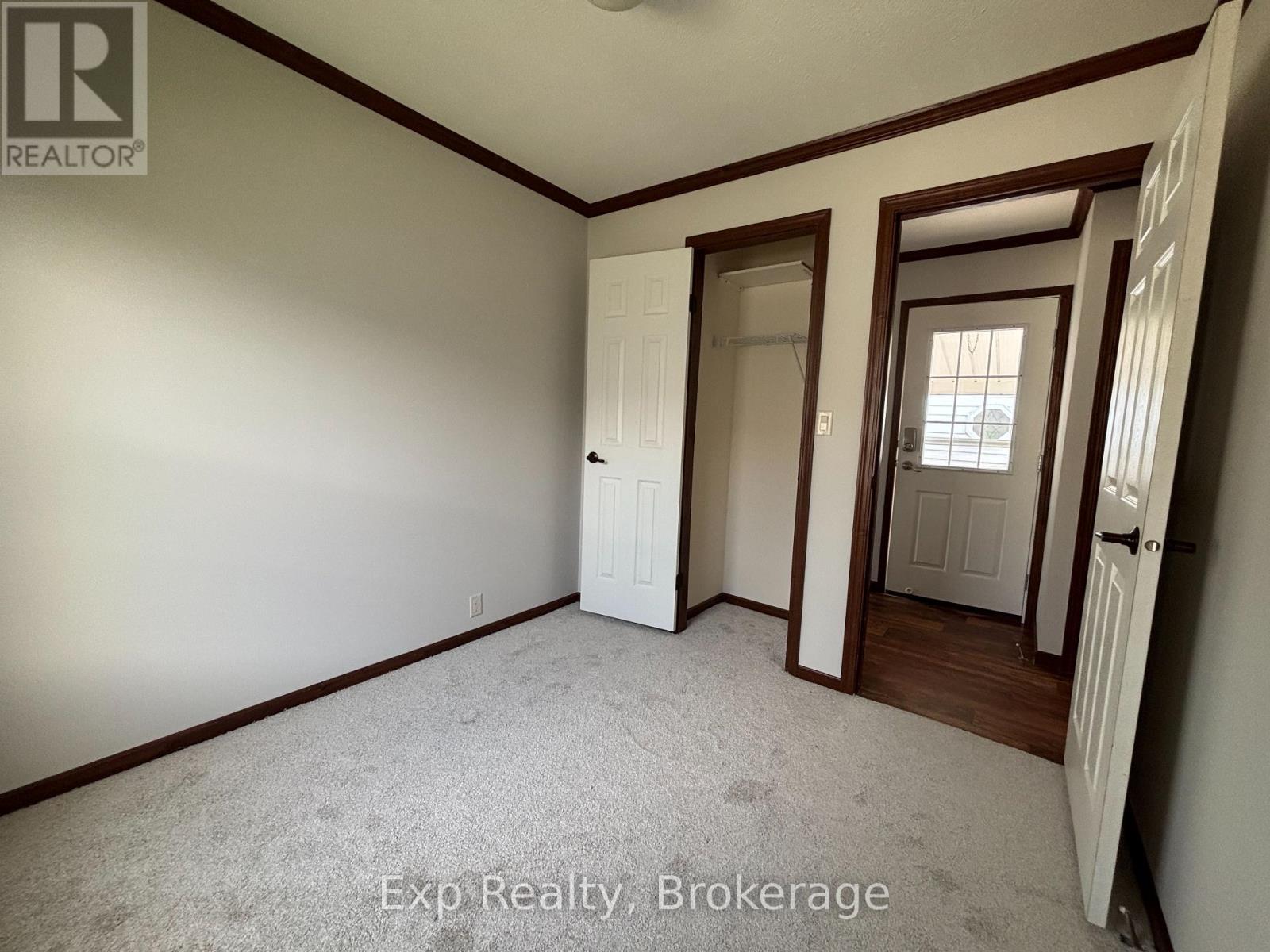 #11 311 DUNDAS STREET E - 14