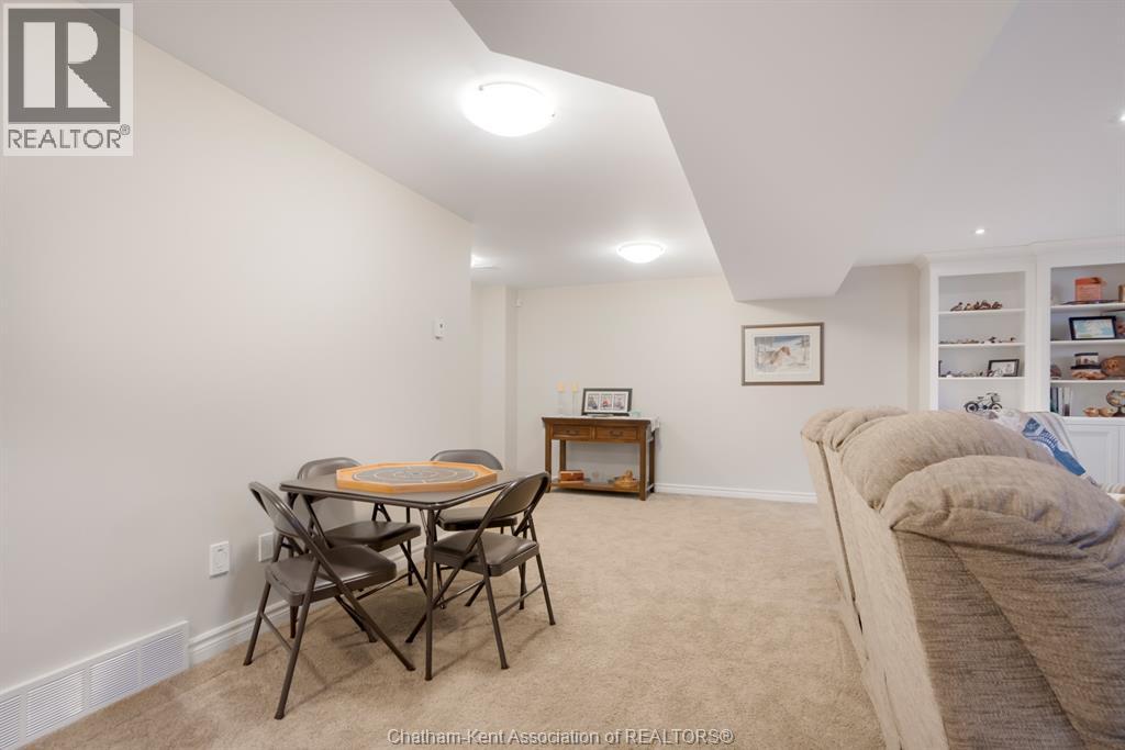 117 COTTAGE PLACE - Image 23