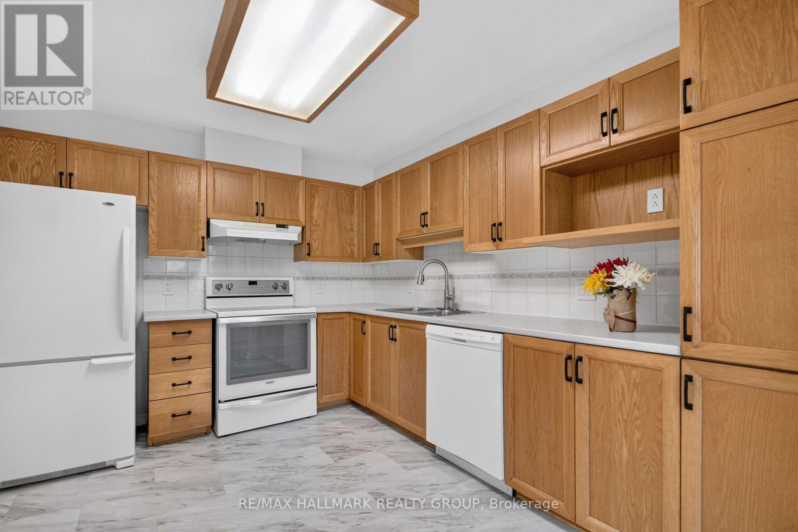 82 WHALINGS CIRCLE - Image 17
