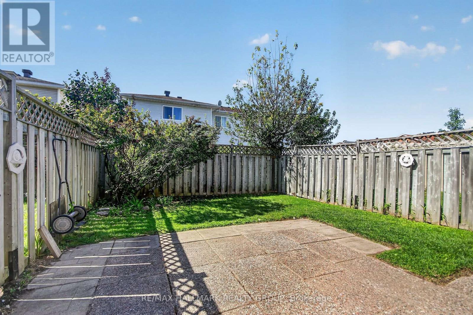 82 WHALINGS CIRCLE - 36