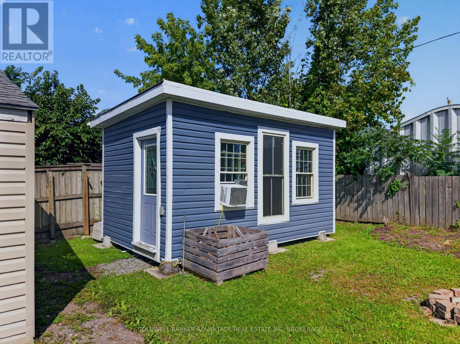 229 DAIN AVENUE - 4