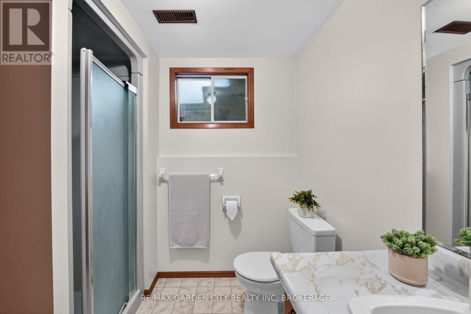 67 COLLEGE PARK DRIVE - Image 25