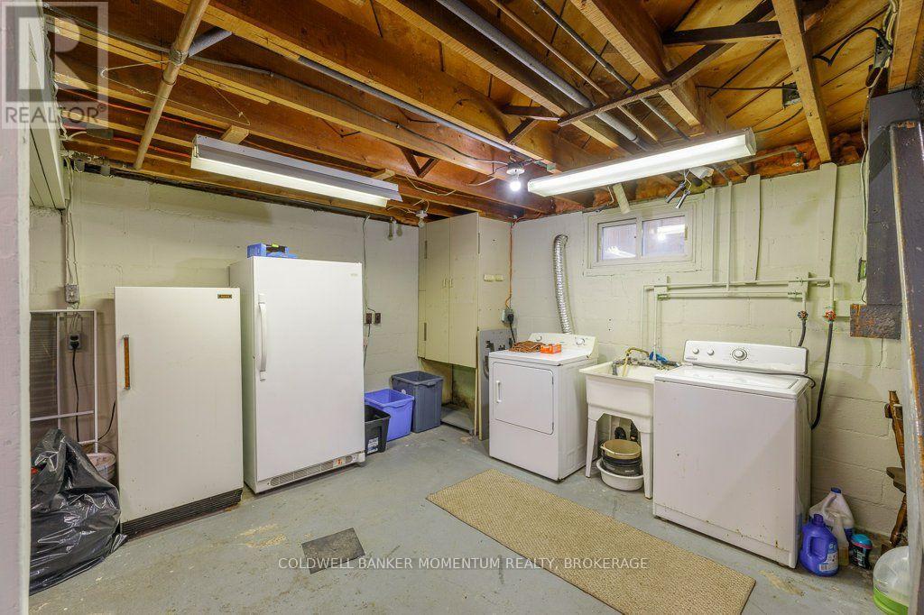 25 Clayburn Avenue — photo 22
