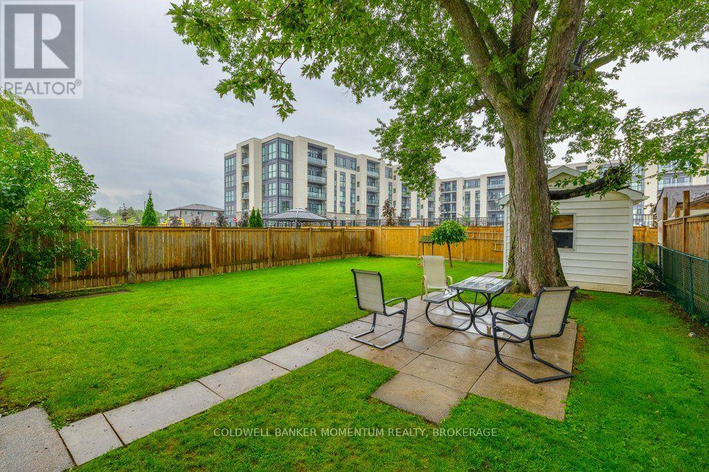 25 Clayburn Avenue — photo 26