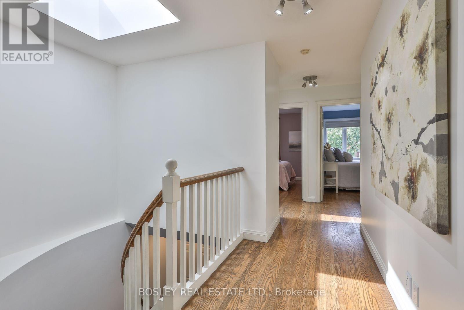 27 CAMERON CRESCENT - 28