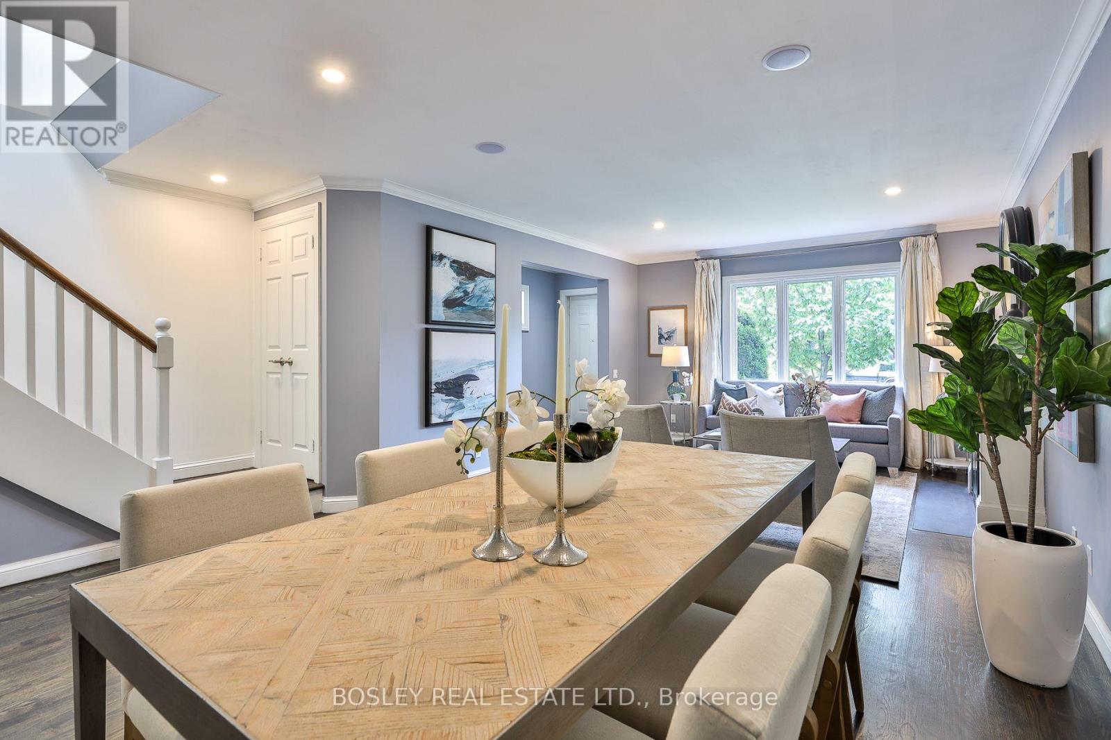 27 CAMERON CRESCENT - 8