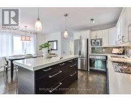 27 Cameron Crescent, Toronto, ON M4G1Z9 Photo 16