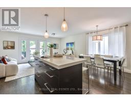 27 Cameron Crescent, Toronto, ON M4G1Z9 Photo 17