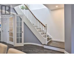 27 Cameron Crescent, Toronto, ON M4G1Z9 Photo 22