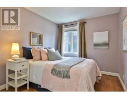27 Cameron Crescent, Toronto, ON M4G1Z9 Photo 30