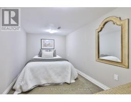 27 Cameron Crescent, Toronto, ON M4G1Z9 Photo 38