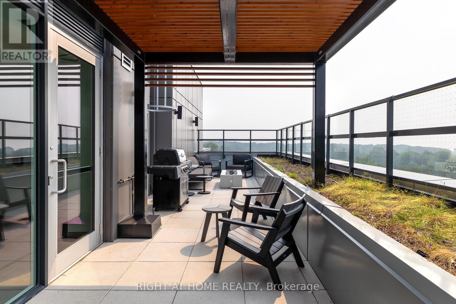 #502 1161 KINGSTON ROAD - 27