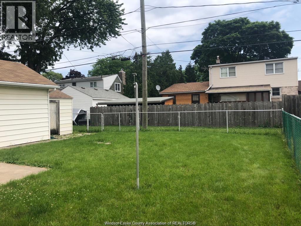 2550 Windermere, Windsor — photo 3