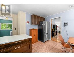161 Lakeview Road, Lakeview, NS B4C4C7 Photo 17