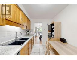 74 Heathcliffe Square, Brampton, ON L6S5R4 Photo 12