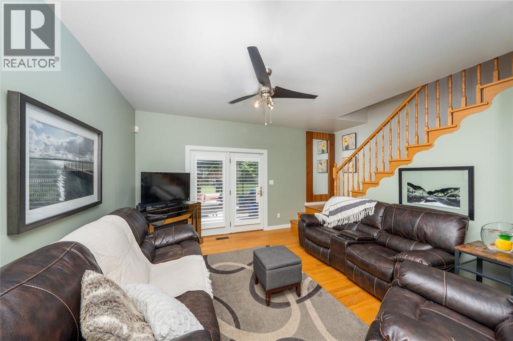 4696 CRESCENT DRIVE - 23