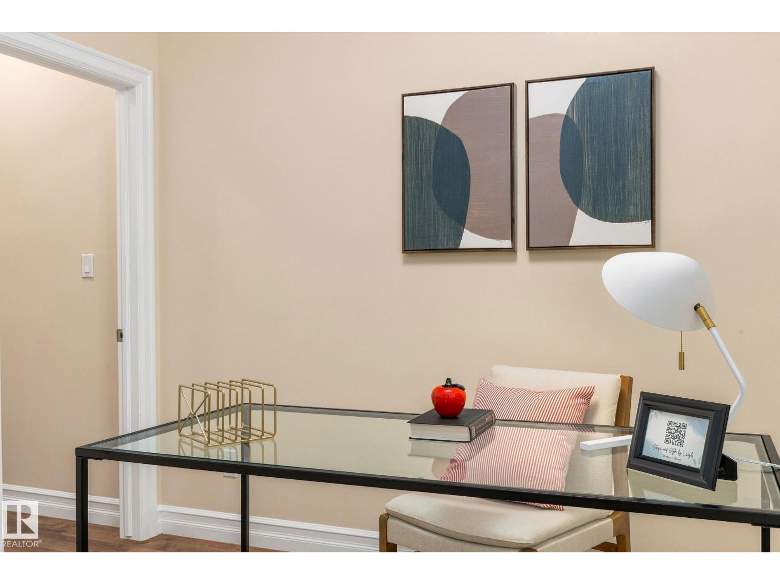 10143 123 ST NW - 14