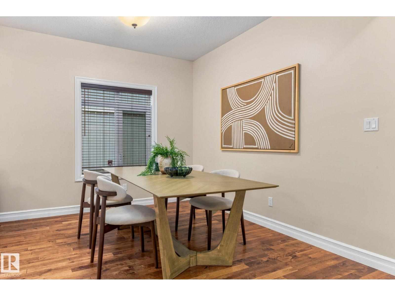 10143 123 ST NW - 19