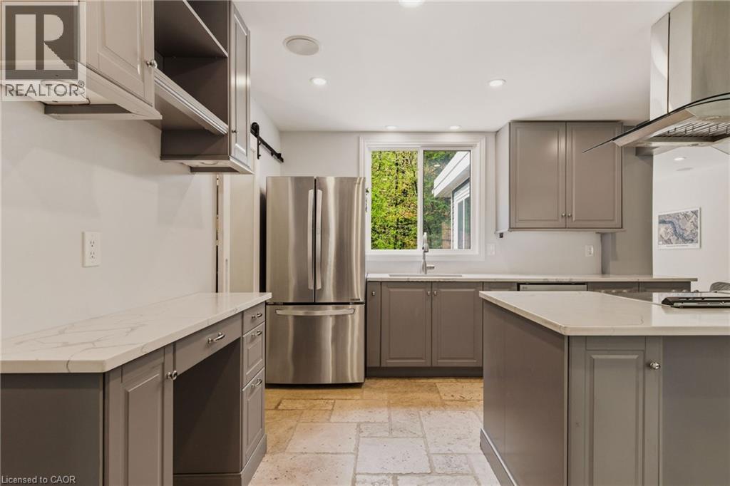 1262 HIDDEN VALLEY Road, Burlington — photo 9