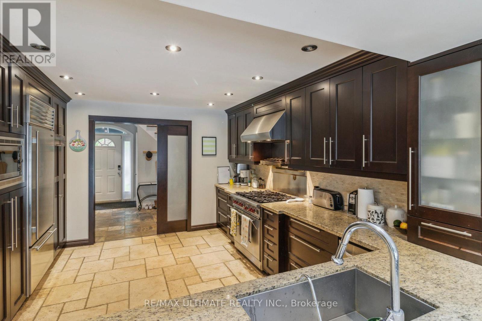 181 Bayview Heights Drive, Toronto — photo 6