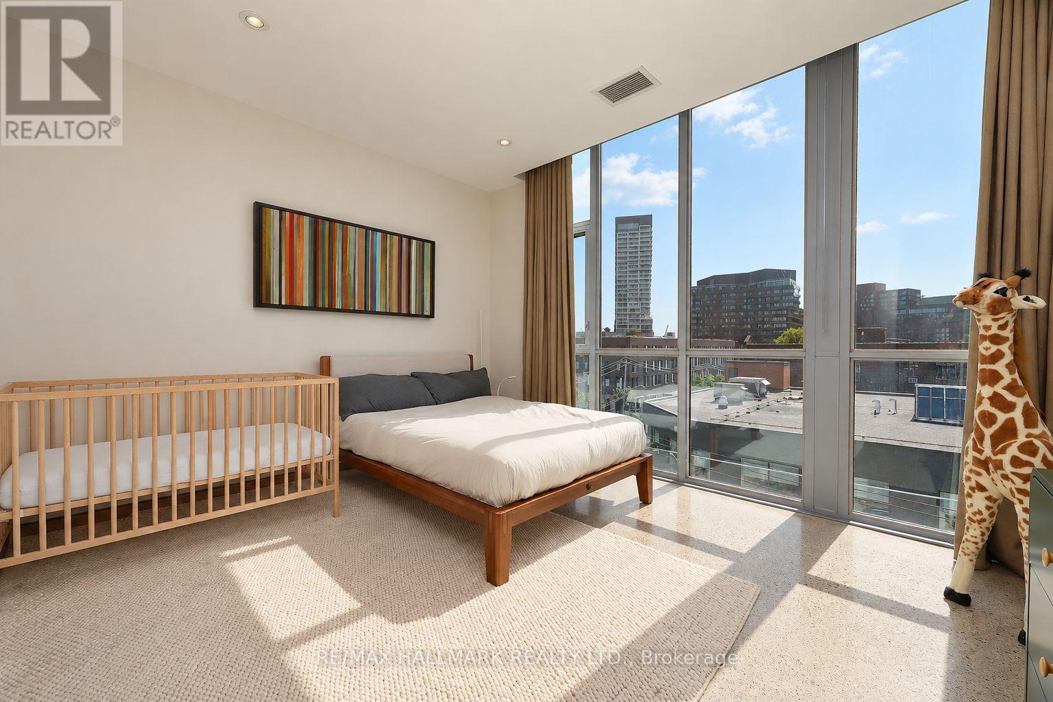 #402 510 KING STREET E - 24