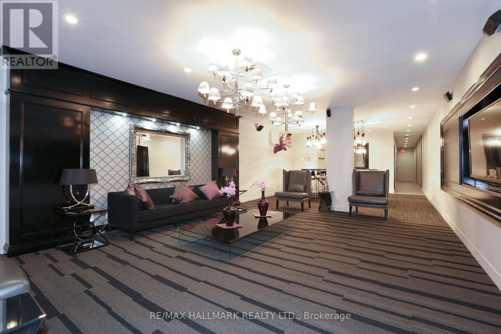 #402 510 KING STREET E - 38