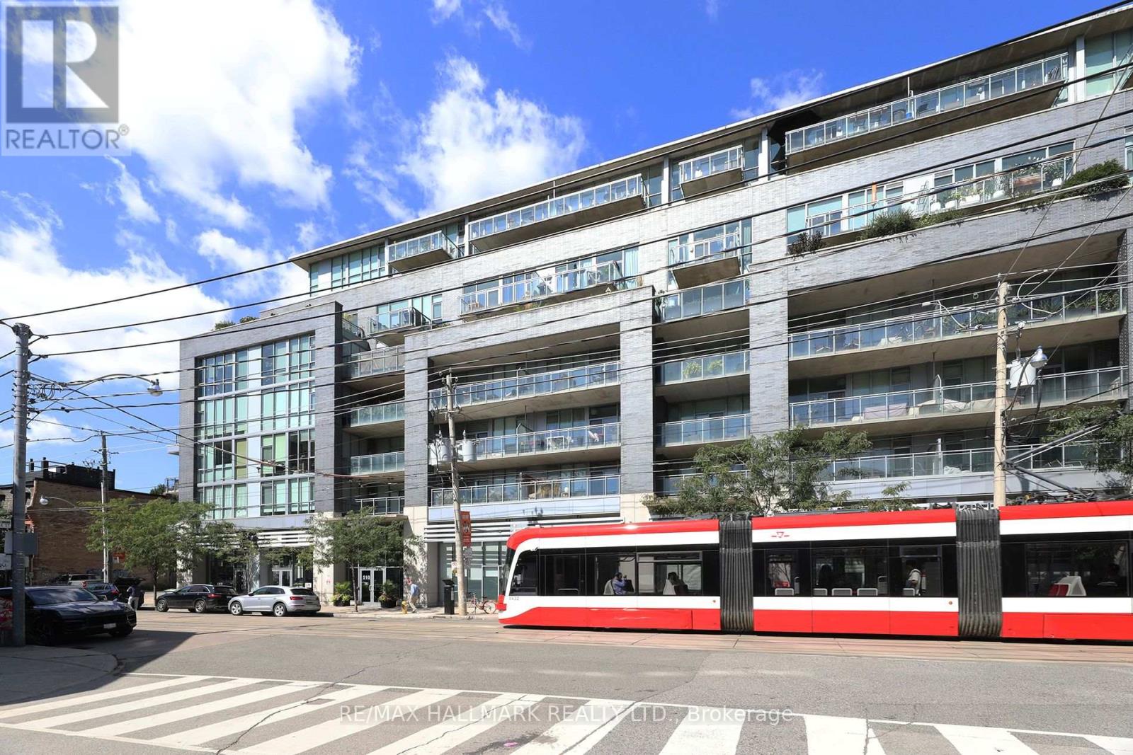 #402 510 KING STREET E - 45