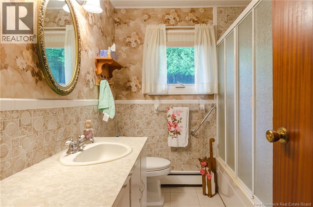 559 Sandy Point Road - Image 17