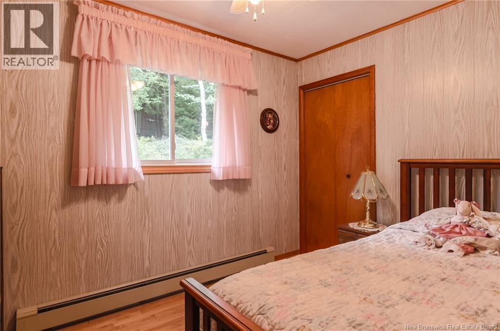 559 Sandy Point Road - Image 18