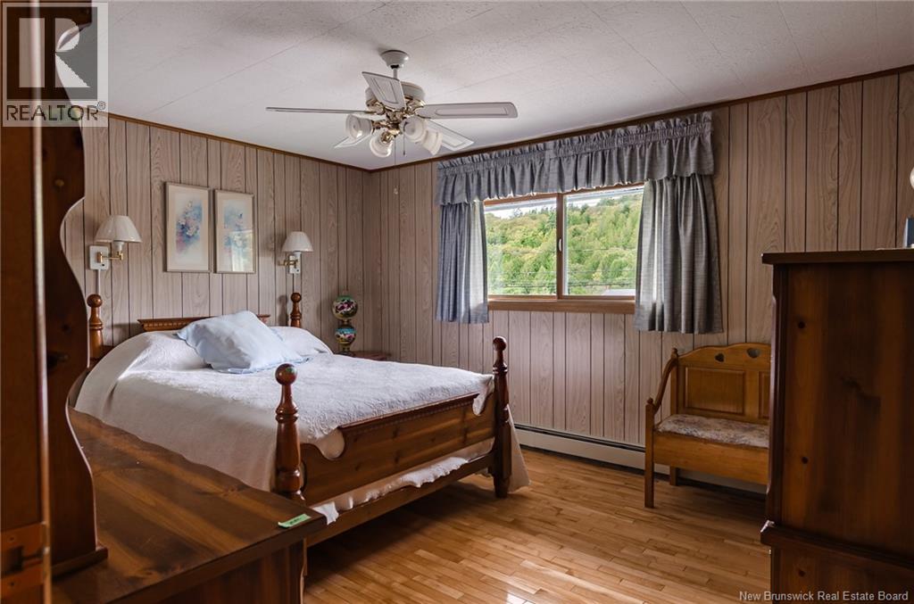 559 Sandy Point Road - 20