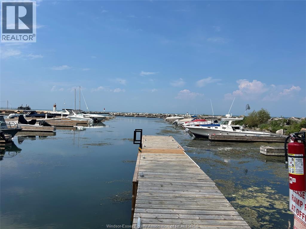 131 HARRIS GARNO, Pelee Island — photo 4