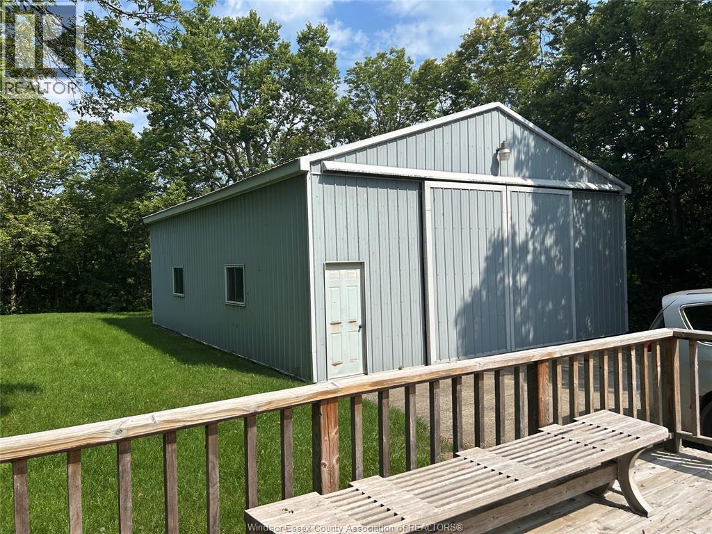 131 HARRIS GARNO, Pelee Island — photo 8