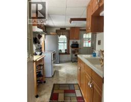 Kitchen - 131 Harris Garno, Pelee Island, ON N0R1M0 Photo 10