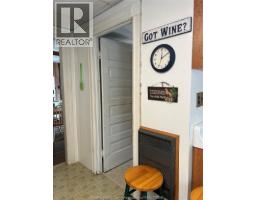 131 Harris Garno, Pelee Island, ON N0R1M0 Photo 13