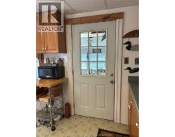 131 Harris Garno, Pelee Island, ON N0R1M0 Photo 16