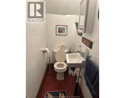 131 Harris Garno, Pelee Island, ON N0R1M0 Photo 32
