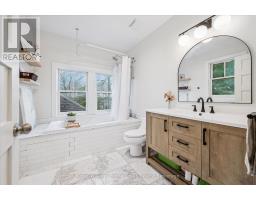 7708 Nichol Sideroad 15, Centre Wellington, ON N1M2W3 Photo 33