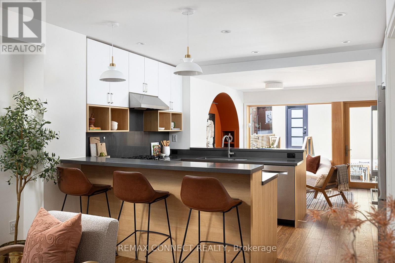 2030 DAVENPORT ROAD - Image 18