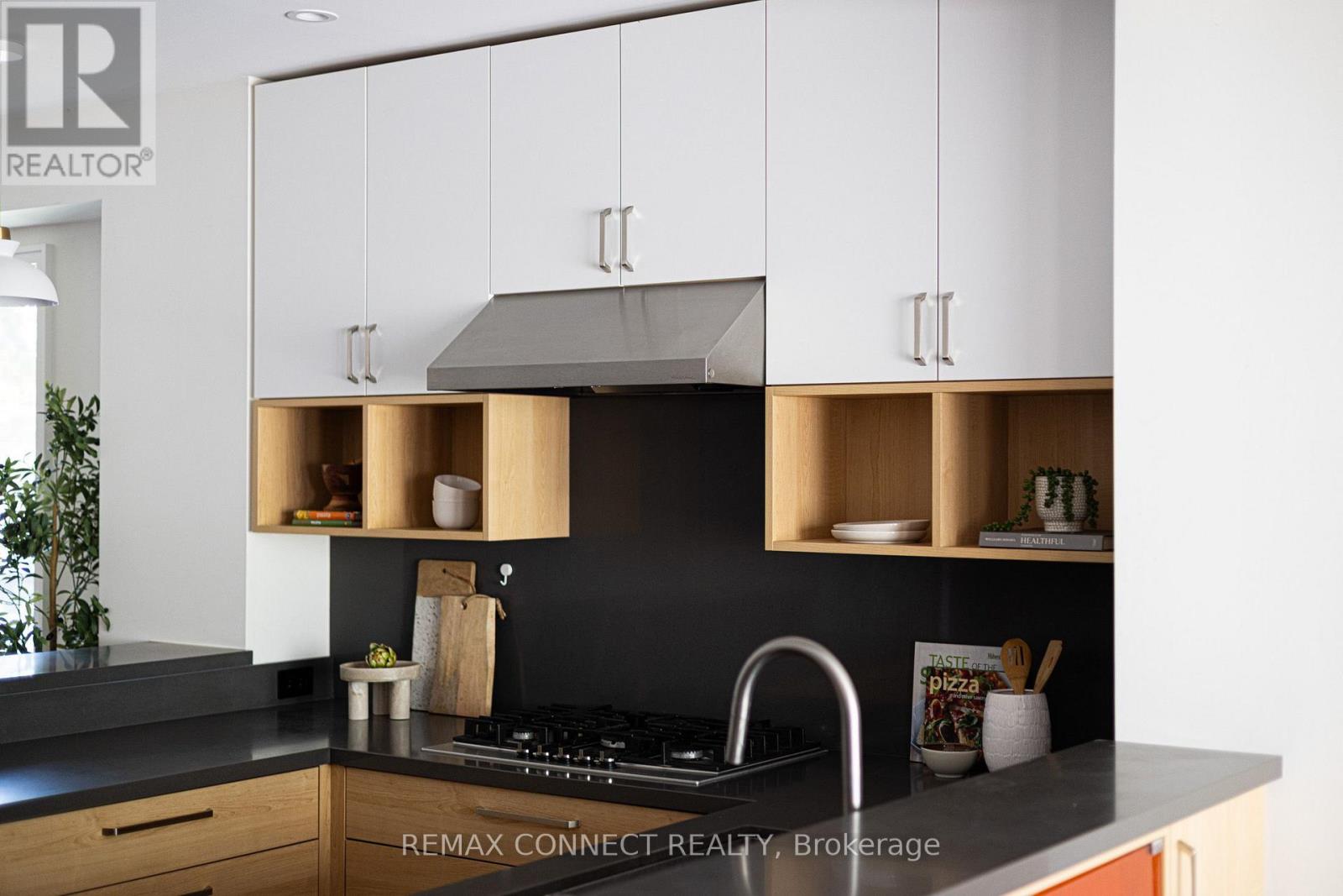 2030 DAVENPORT ROAD - Image 19