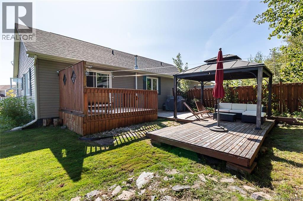 77 Stillwater Drive - Image 37