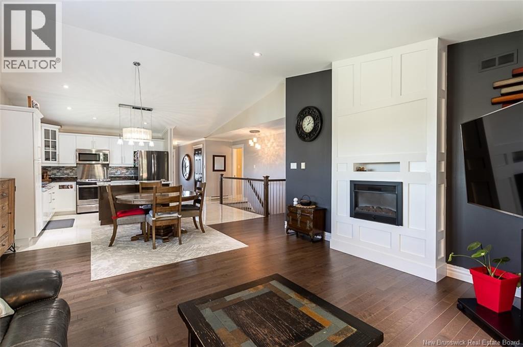 77 Stillwater Drive - 18