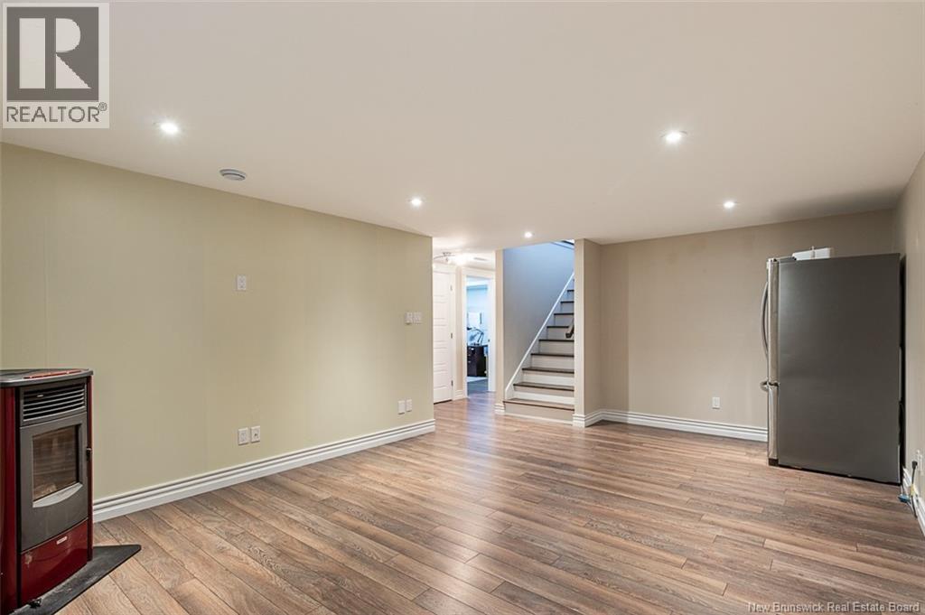 77 Stillwater Drive - Image 28