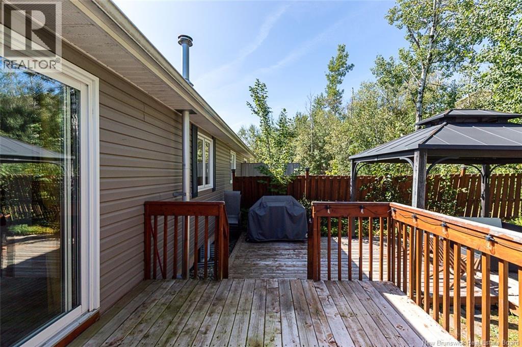 77 Stillwater Drive - Image 33